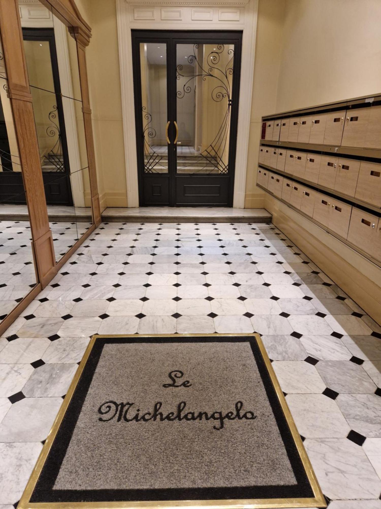 Le Michelangelo - Place Massena Nizza Kültér fotó